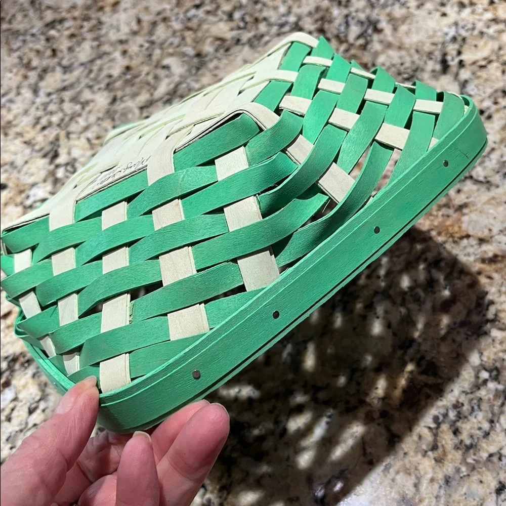 Longaberger basket signed by renowned weaver Mary Senter, dated 2022